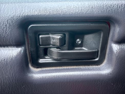 Used 2001 Jeep Wrangler Sport image 2