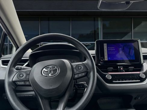 Used 2024 Toyota Corolla LE FWD image 3