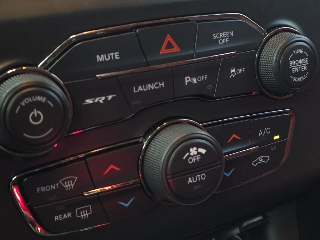 Used 2022 Dodge Charger SRT Hellcat w/ Harman/Kardon Audio Group RWD image 35