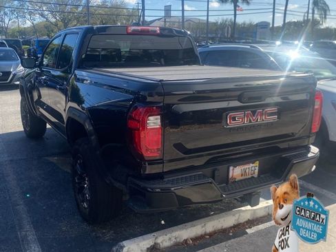 Used 2023 GMC Canyon Elevation image 3