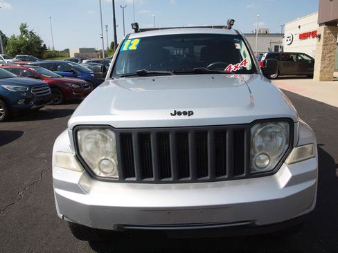 Used 2012 Jeep Liberty Sport AWD/4WD image 4