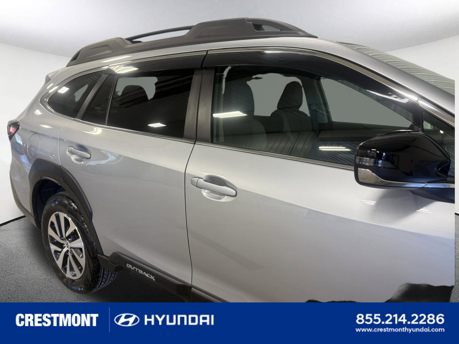 Used 2024 Subaru Outback Premium AWD/4WD image 12