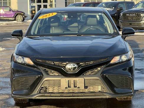 Used 2023 Toyota Camry SE image 33