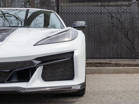 Used 2023 Chevrolet Corvette Z06 w/ Engine Appearance Package RWD image 8