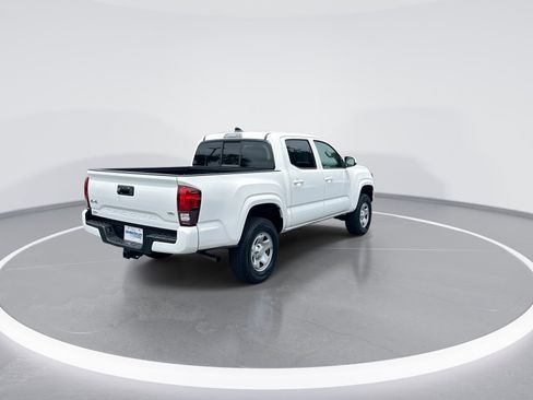 Used 2023 Toyota Tacoma SR AWD/4WD image 9