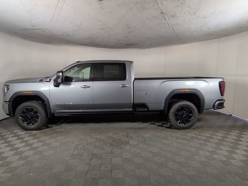New 2026 GMC Sierra 3500 AT4 w/ AT4 Premium Plus Package AWD/4WD image 8