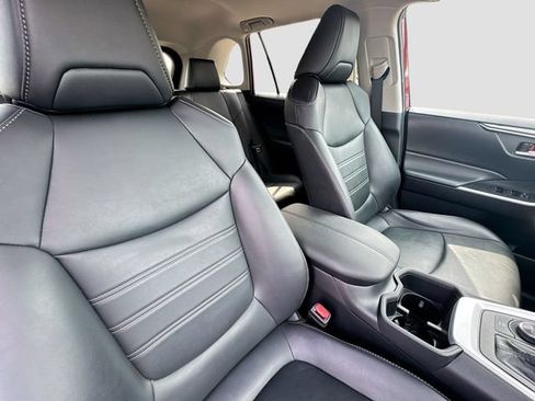 Used 2024 Toyota RAV4 XLE Premium w/ Weather Package AWD/4WD image 28