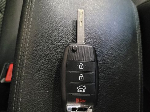 Used 2020 Kia Optima LX FWD image 32