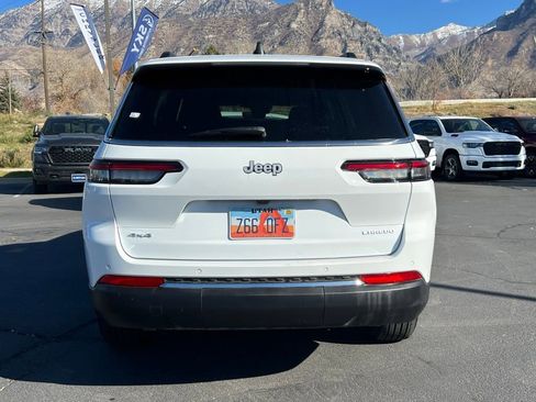 Used 2025 Jeep Grand Cherokee L Laredo w/ Trailer Tow Package AWD/4WD image 11