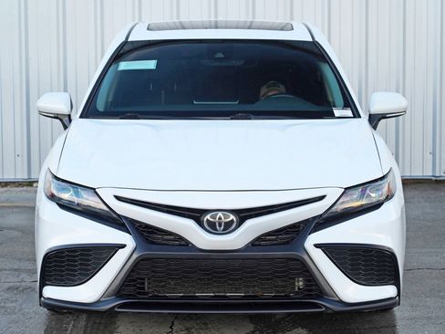 Used 2021 Toyota Camry SE w/ Convenience Package image 43