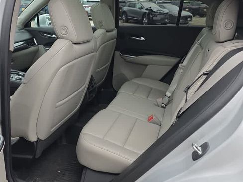 Used 2019 Cadillac XT4 Premium Luxury w/ Enhanced Visibility Package AWD/4WD image 6