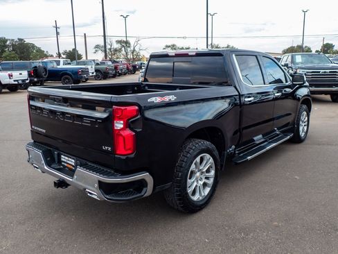 Used 2023 Chevrolet Silverado 1500 LTZ w/ LTZ Premium Package image 9