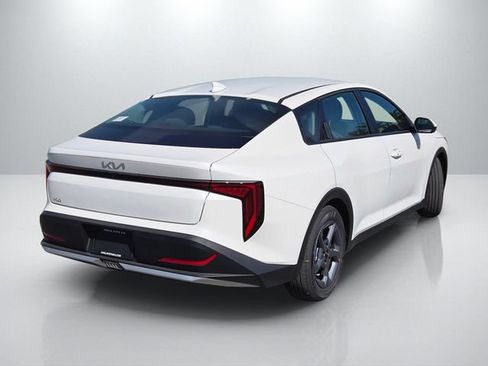 New 2026 Kia K4 FWD image 6