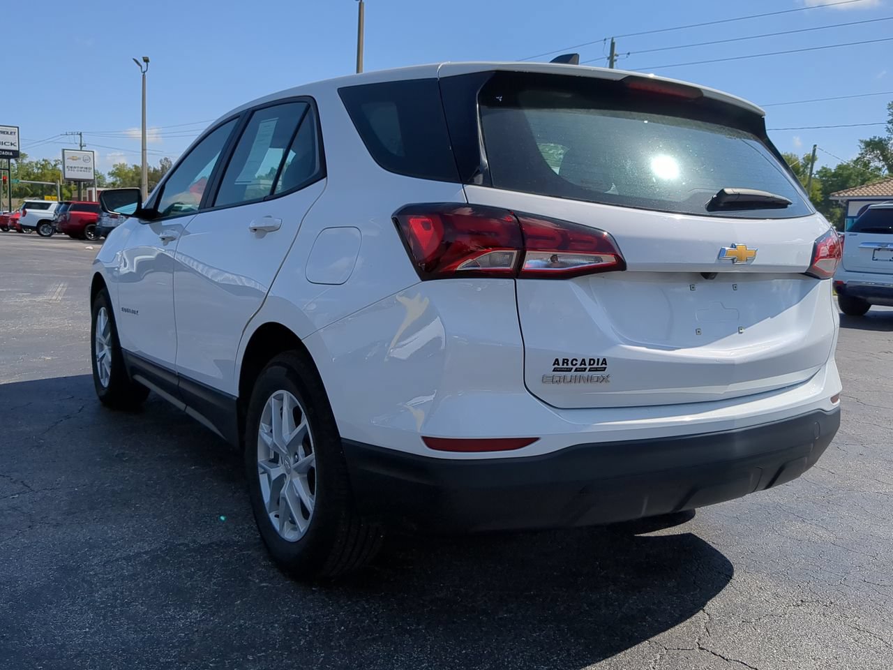 Used 2023 Chevrolet Equinox LS FWD image 6