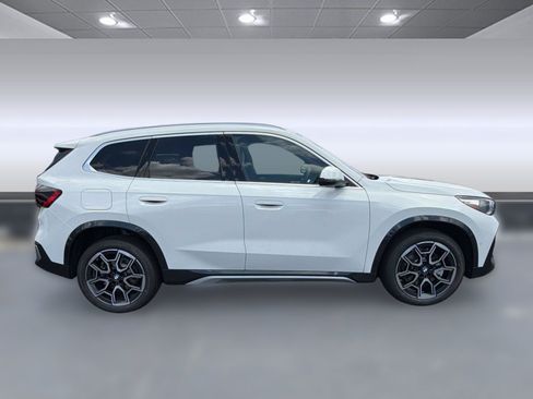 New 2026 BMW X1 xDrive28i w/ Technology Package AWD/4WD image 8