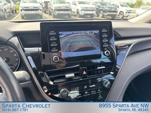 Used 2024 Toyota Camry SE FWD image 21