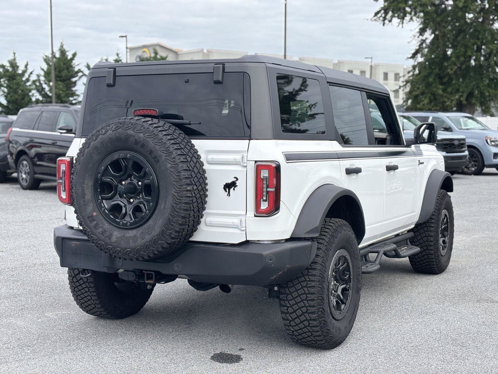 Used 2024 Ford Bronco Wildtrak AWD/4WD image 11
