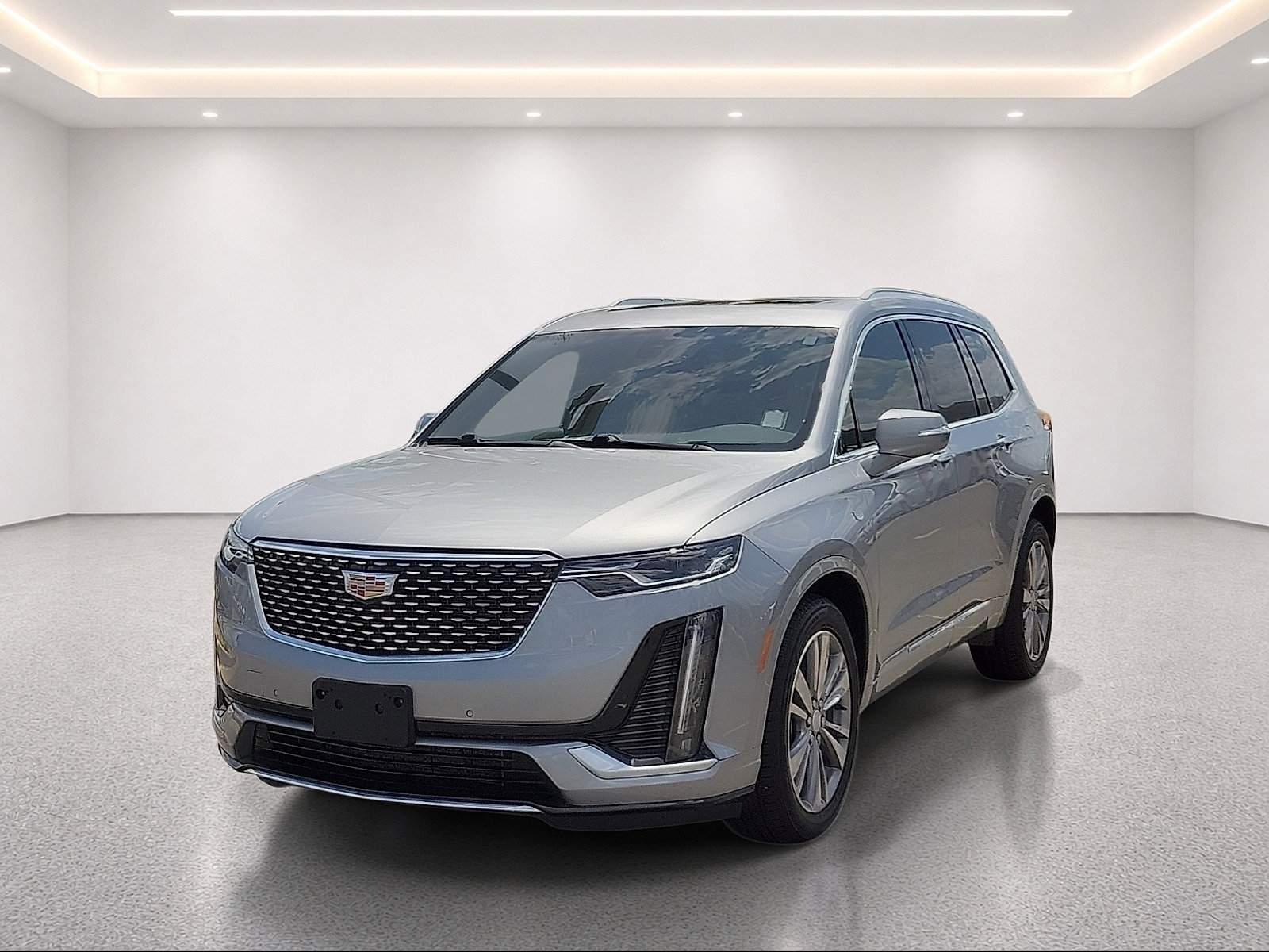 Certified 2025 Cadillac XT6 Premium Luxury AWD/4WD image 2