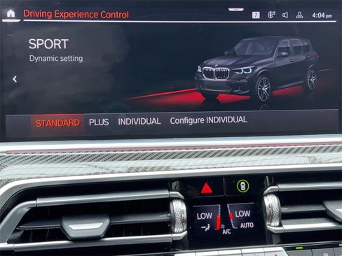 Used 2022 BMW X5 M50i image 28