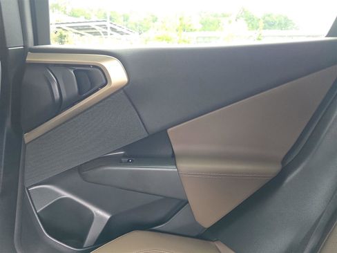 Used 2025 BMW X3 xDrive30i w/ Premium Package image 19