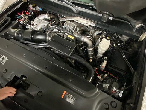 Used 2019 GMC Sierra 2500 SLT image 16