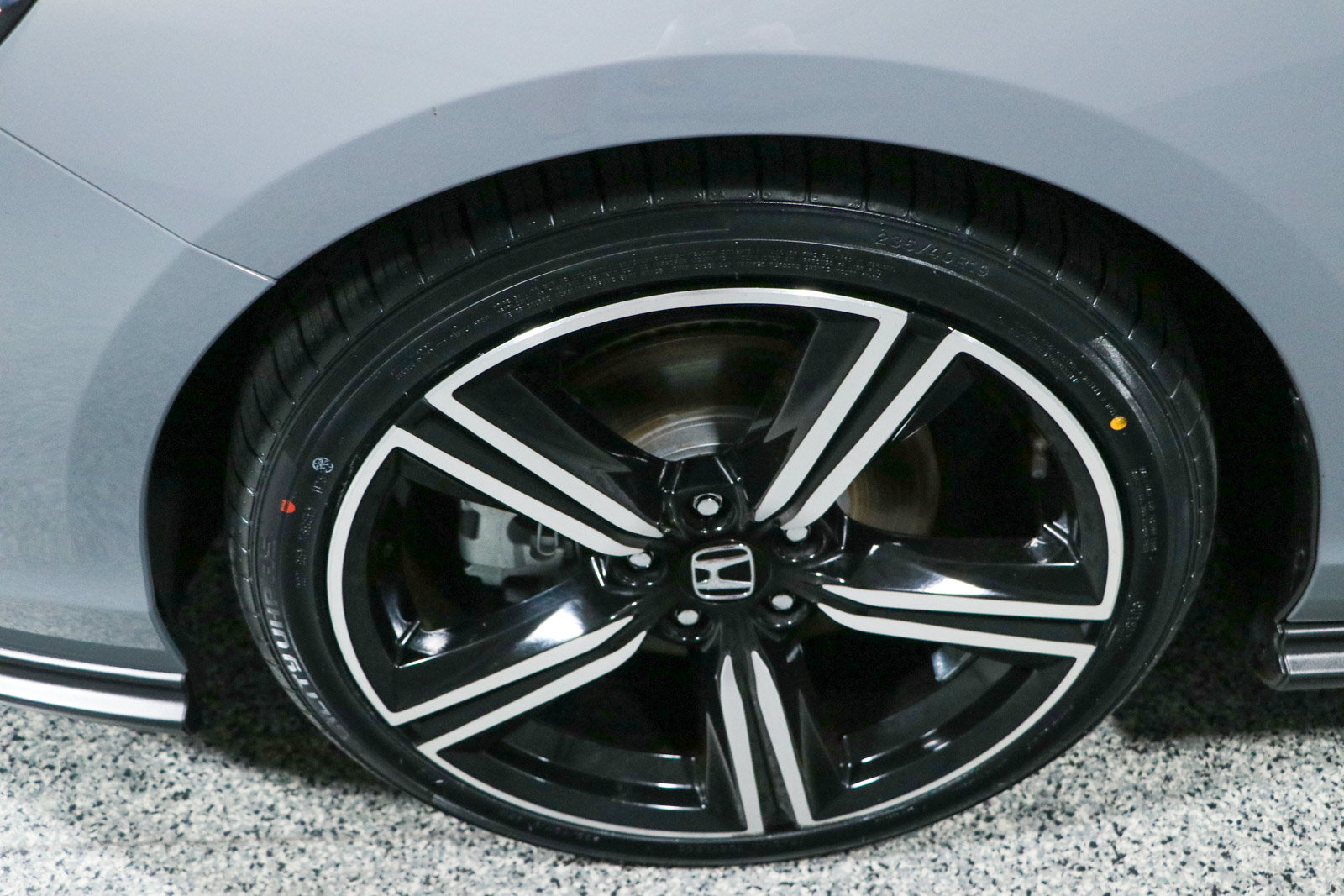 Used 2024 Honda Accord Sport image 11