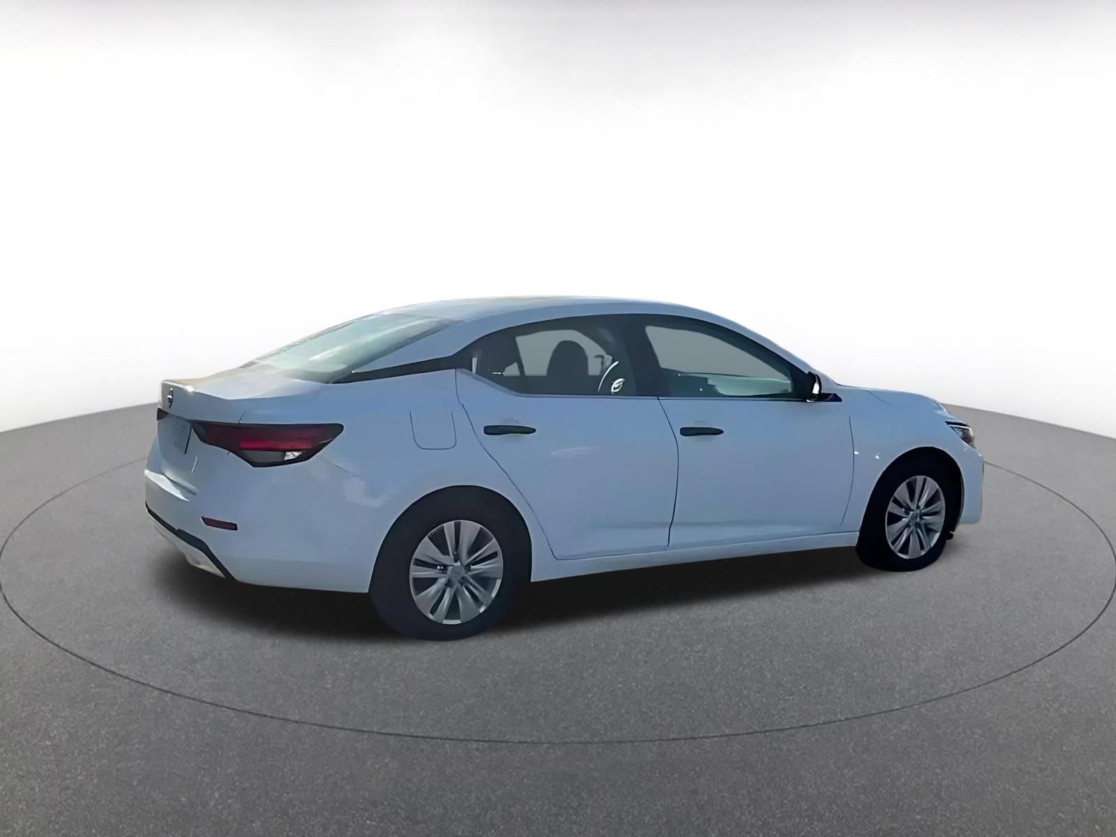 Used 2025 Nissan Sentra S FWD image 13