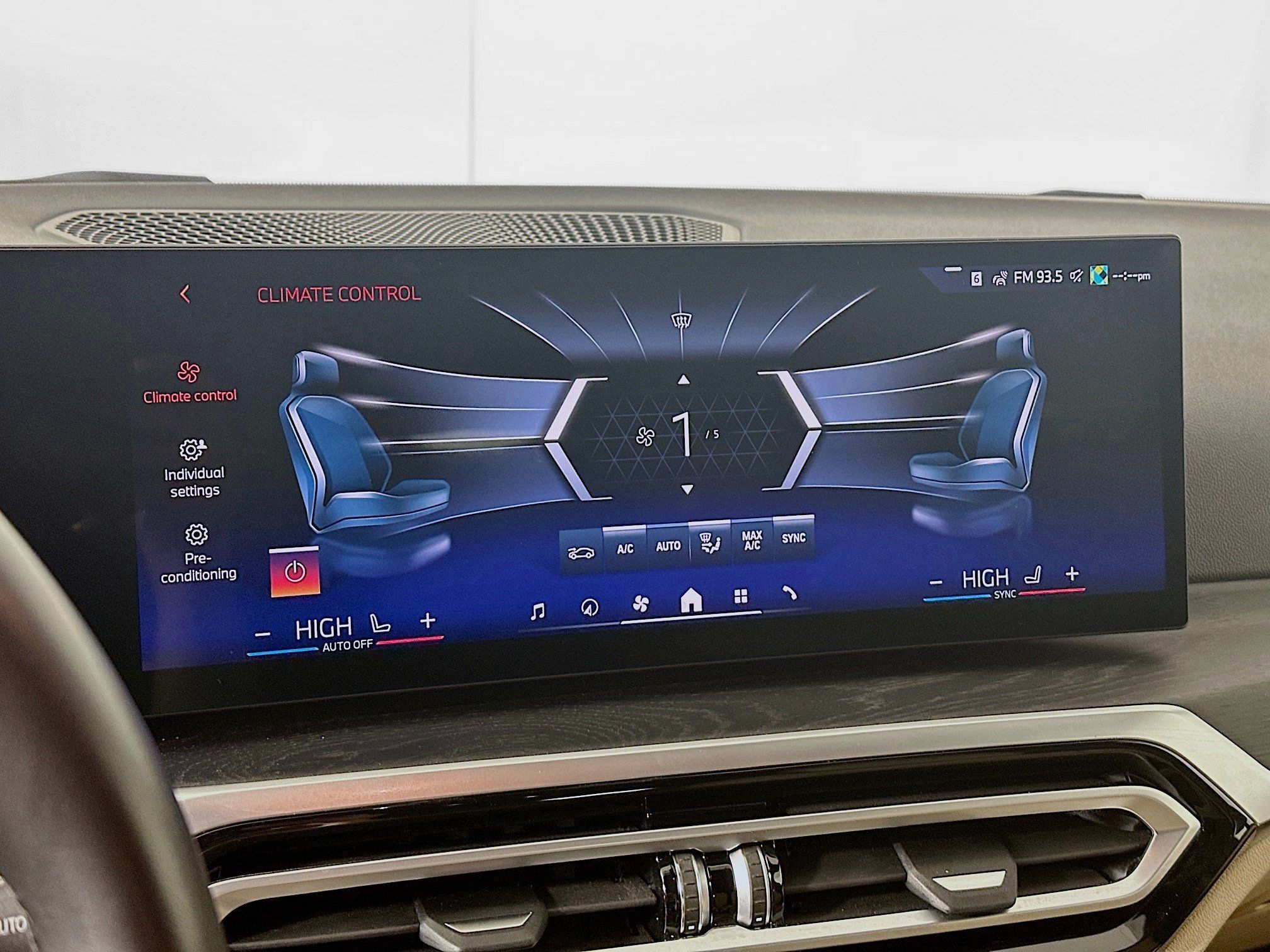 Used 2024 BMW i4 eDrive35 w/ Premium Package RWD image 24