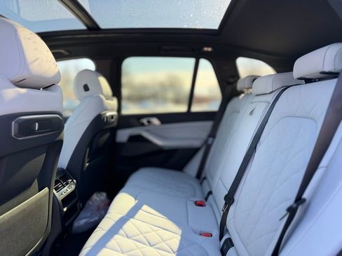 New 2026 BMW X5 xDrive40i w/ M Sport Package image 18