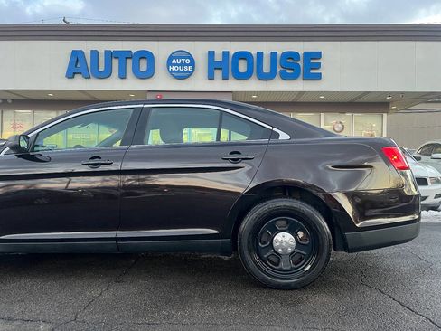 Used 2017 Ford Taurus Police Interceptor AWD image 30