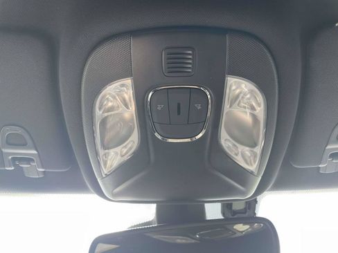 Used 2025 Jeep Compass Limited AWD/4WD image 28
