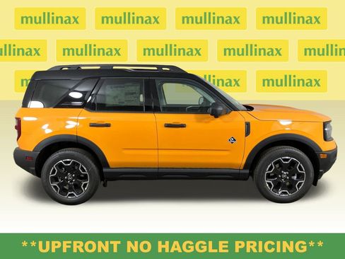 New 2026 Ford Bronco Sport Outer Banks w/ Outer Banks Tech Package+ AWD/4WD image 2