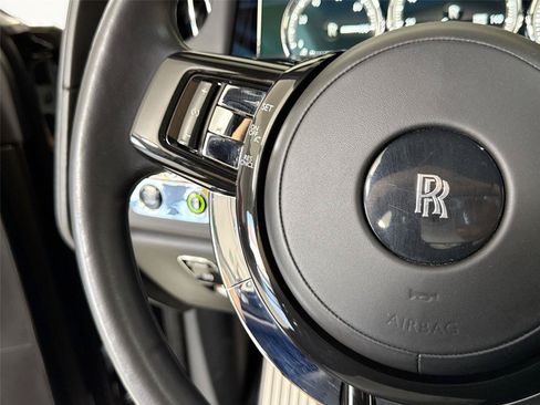 Used 2019 Rolls-Royce Phantom Sedan RWD image 22