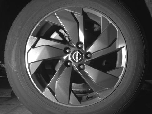 Used 2025 Nissan Rogue SV FWD image 15