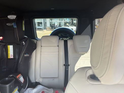 Certified 2025 Mercedes-Benz G 550 image 9