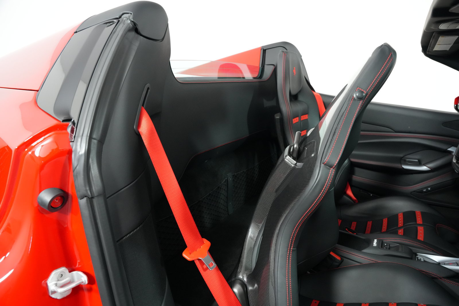 Certified 2022 Ferrari F8 Spider RWD image 43
