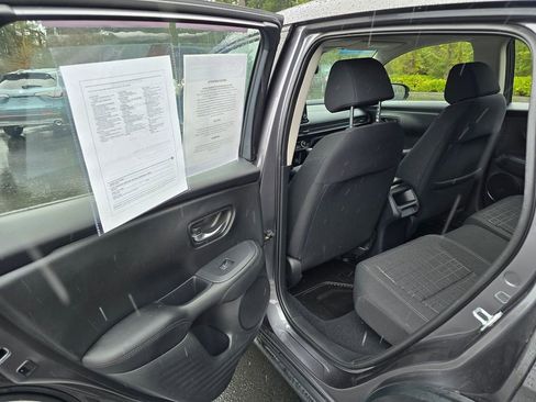 Certified 2024 Honda HR-V LX image 8