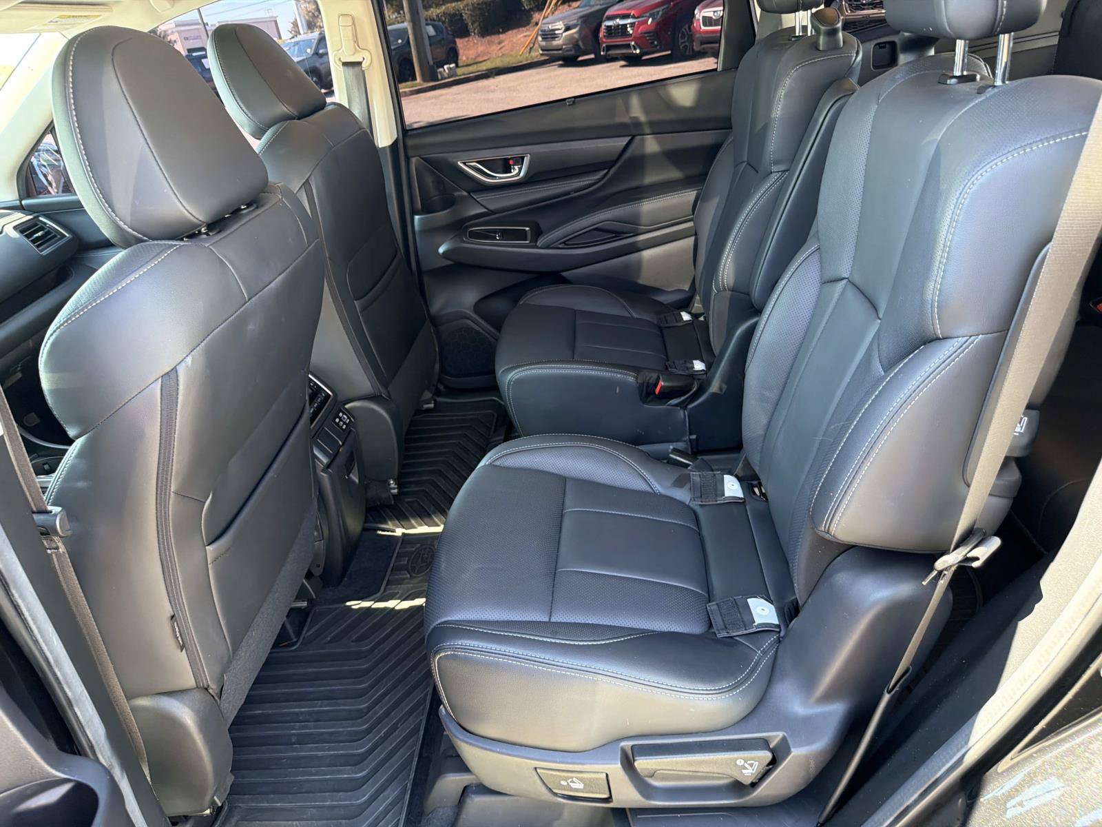 Used 2023 Subaru Ascent Limited AWD/4WD image 22