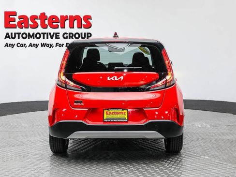 Used 2024 Kia Soul LX w/ Option Group 015 image 8