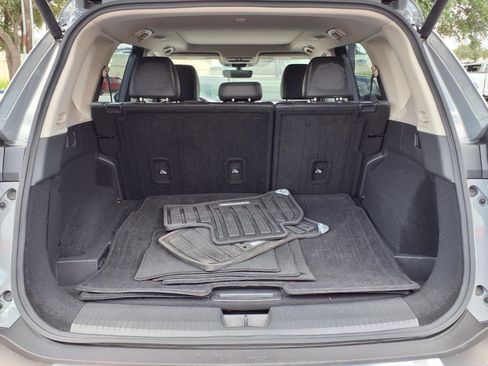 Used 2023 Nissan Rogue Platinum w/ Platinum Premium Package FWD image 12