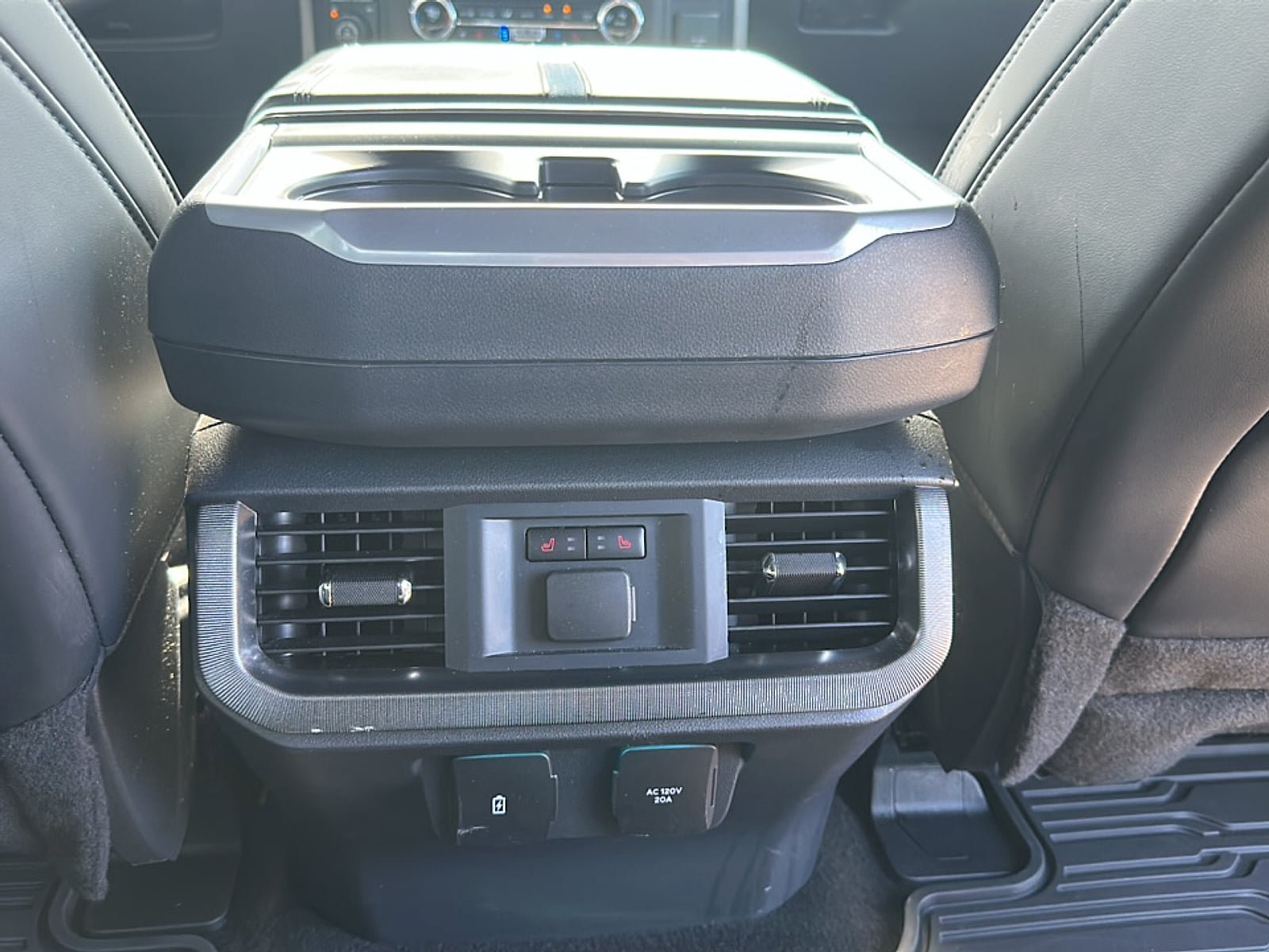 Used 2024 Ford F150 Platinum w/ FX4 Off-Road Package AWD/4WD image 25