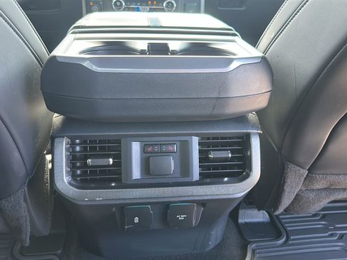 Used 2024 Ford F150 Platinum w/ FX4 Off-Road Package AWD/4WD image 25