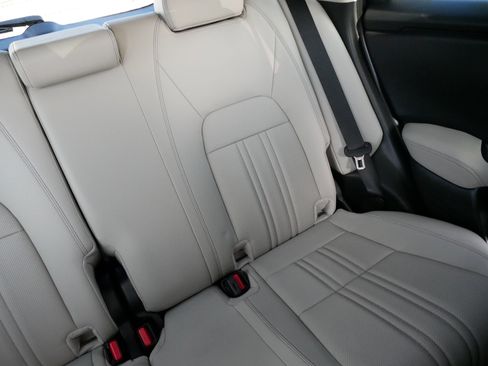 Used 2025 Honda HR-V EX-L image 14