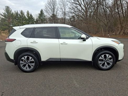 Certified 2023 Nissan Rogue SV w/ SV Premium Package image 7