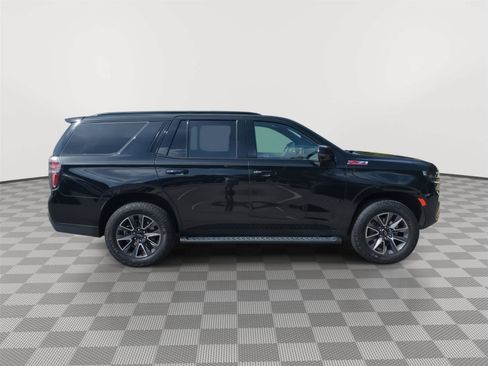 Used 2024 Chevrolet Tahoe Z71 w/ Luxury Package AWD/4WD image 14