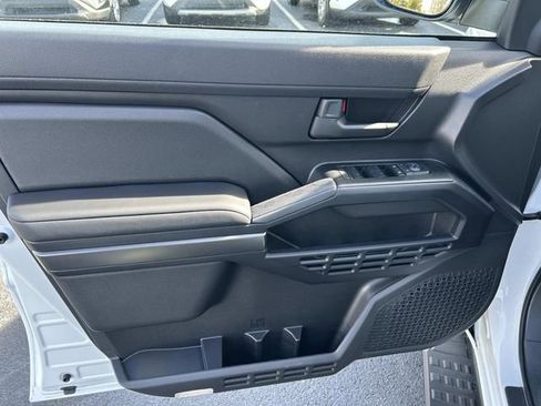 Used 2025 Toyota 4Runner SR5 image 21