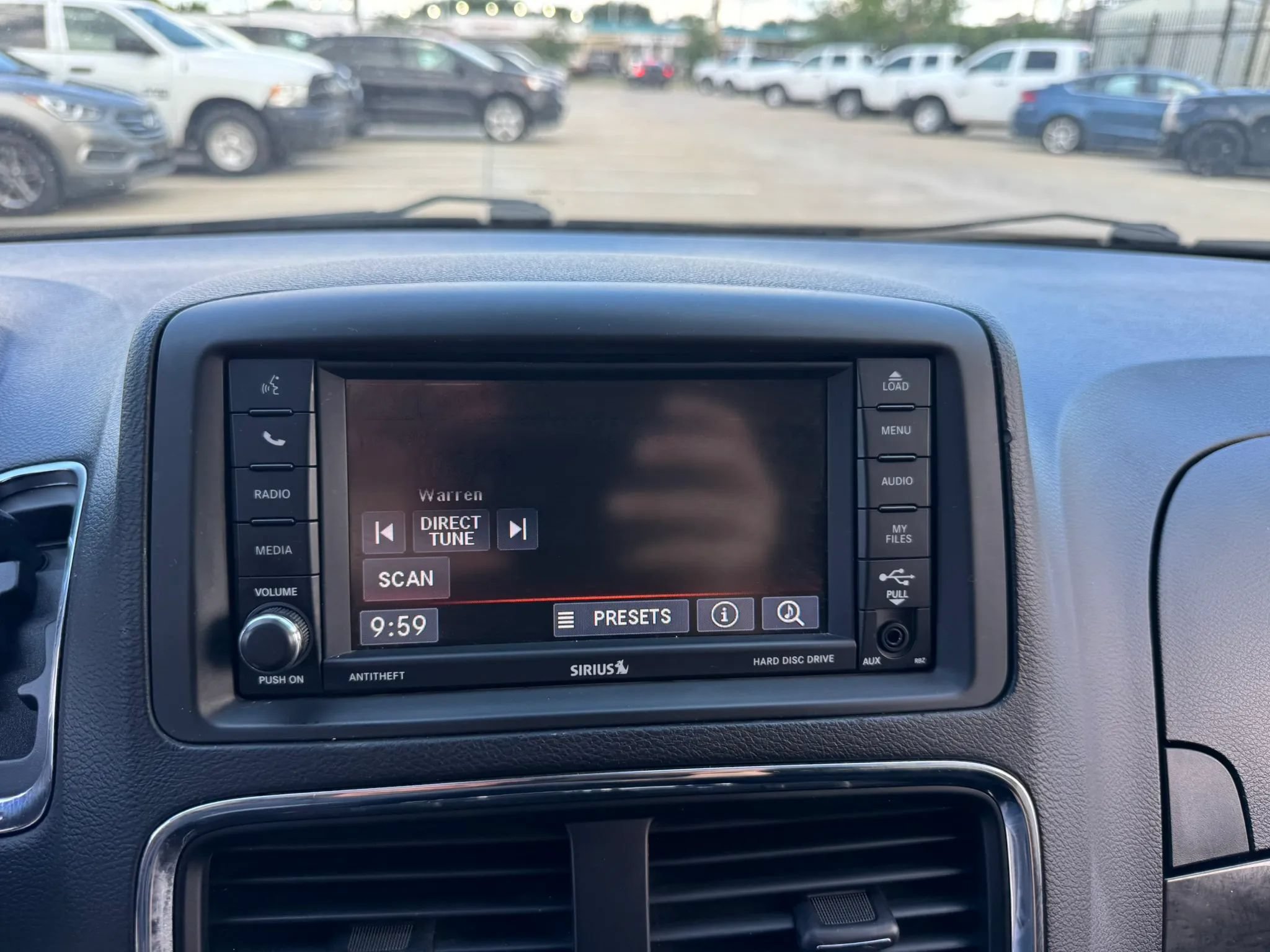 Used 2019 Dodge Grand Caravan SE w/ UConnect Hands-Free Group FWD image 41