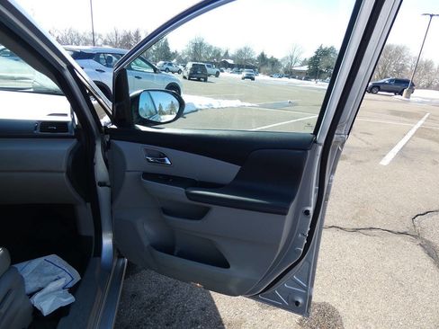 Used 2015 Honda Odyssey Touring Elite image 23