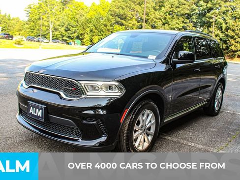 Used 2023 Dodge Durango SXT RWD image 2