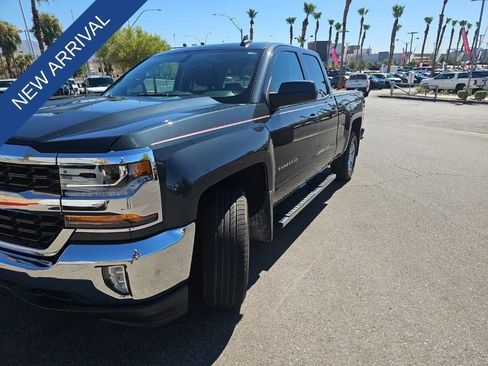 Used 2018 Chevrolet Silverado 1500 LT w/ All Star Edition AWD/4WD image 2